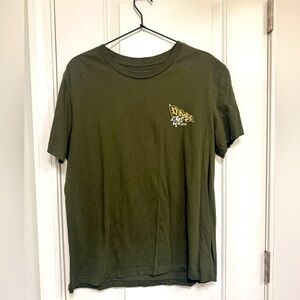 🌻4 for $15 Never worn but took tags off Vans green t-shirt